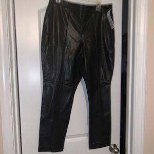 Leather panel leggings